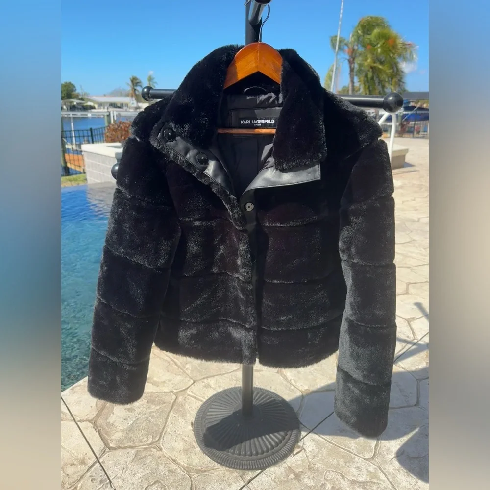 Karl Lagerfeld black faux fur coat: one of a kind prototype sample - Picture 2 of 10